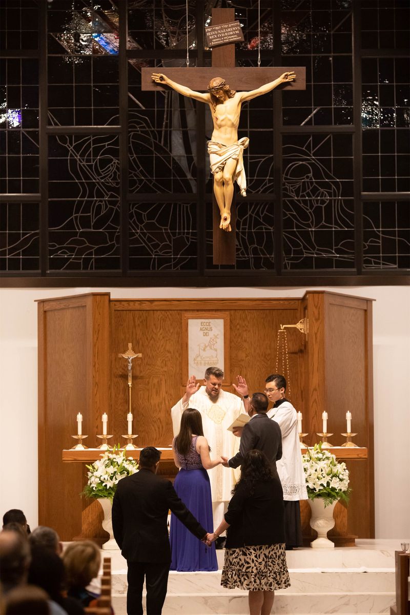 2023-04-08-easter-vigil-263.jpg