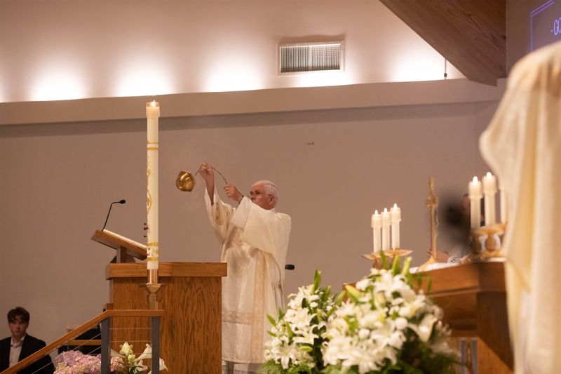2023-04-08-easter-vigil-271.jpg