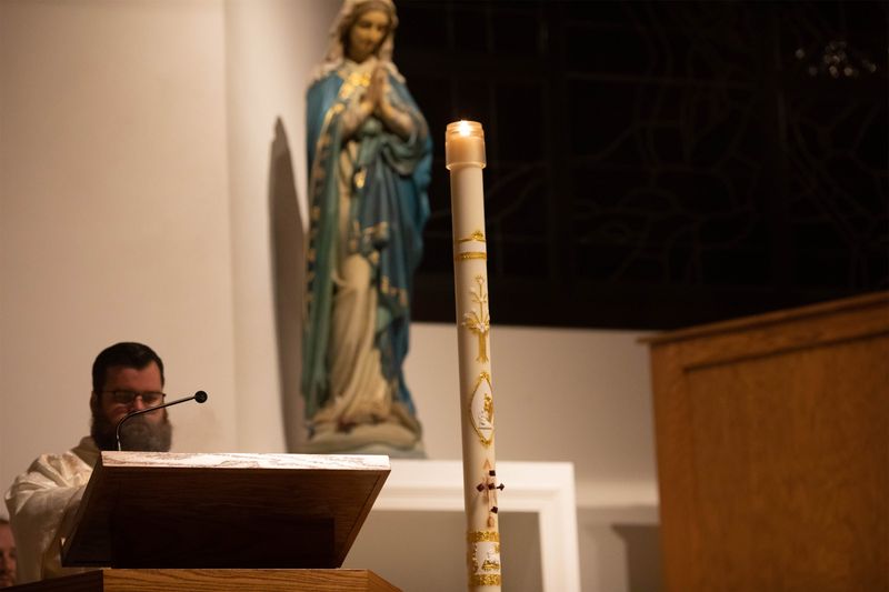 2023-04-08-easter-vigil-280.jpg