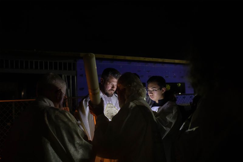 2023-04-08-easter-vigil-298.jpg