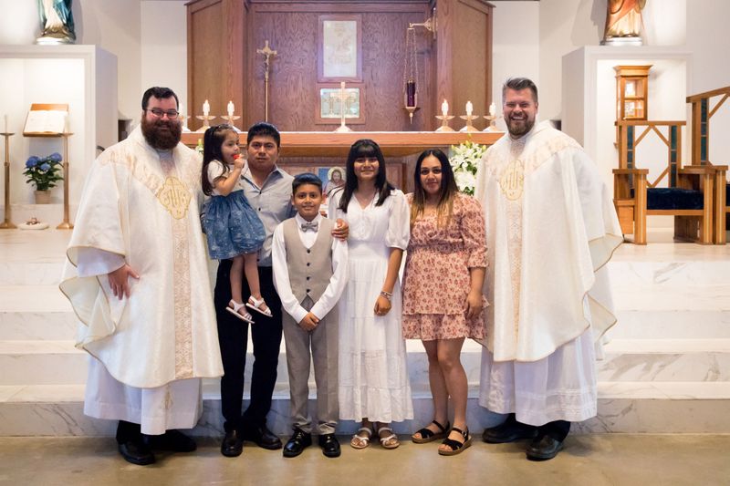 2023-04-15-first-communion-sat-0049.jpg