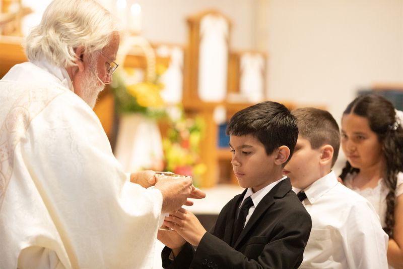 2023-05-13-first-communion-sat-019.jpg