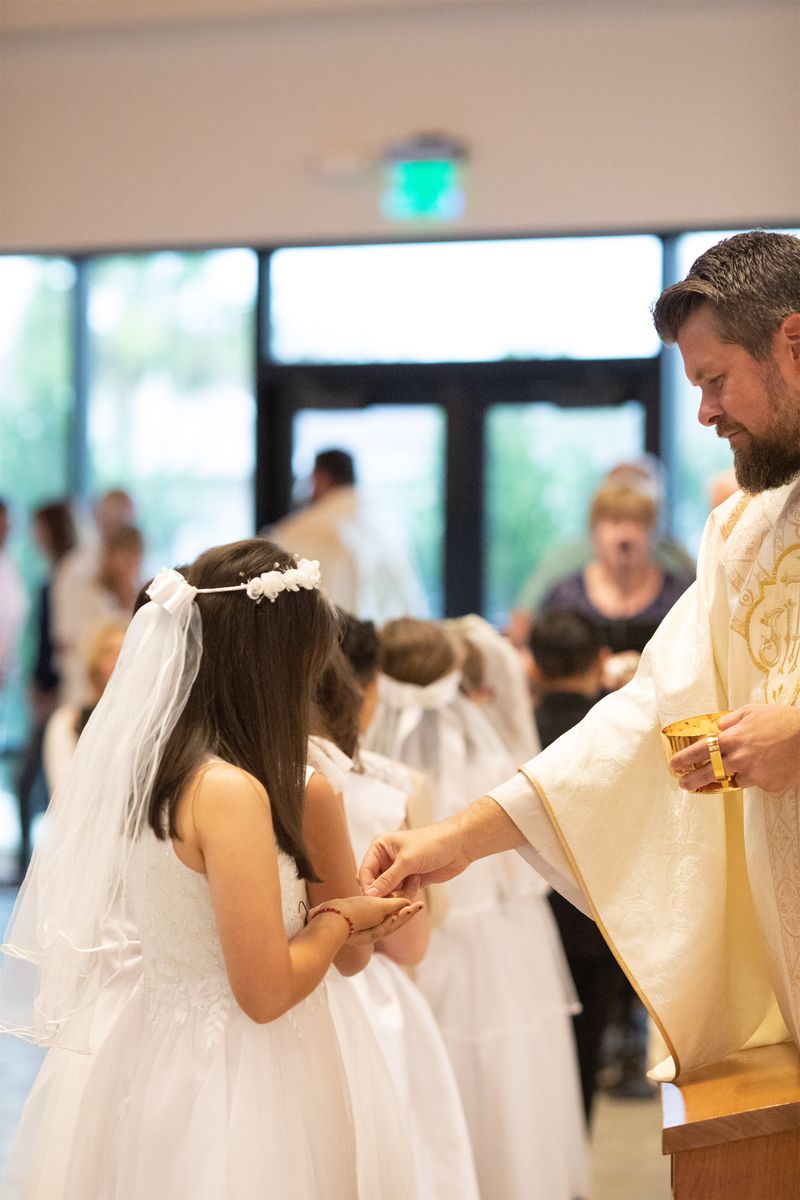 2023-05-13-first-communion-sat-043.jpg