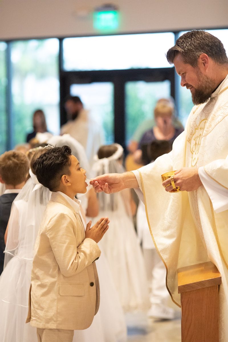 2023-05-13-first-communion-sat-060.jpg