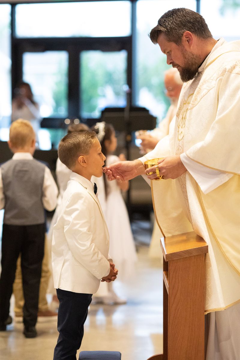 2023-05-13-first-communion-sat-090.jpg