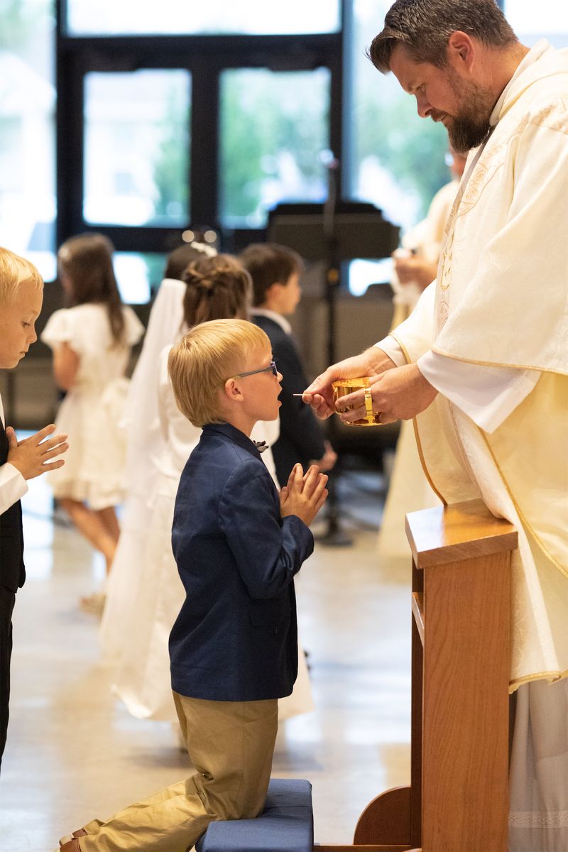 2023-05-13-first-communion-sat-095.jpg