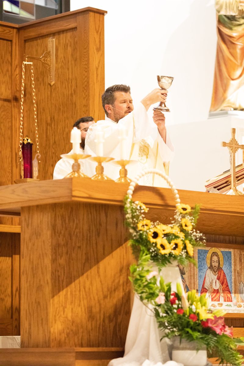 2023-05-13-first-communion-sat-113.jpg