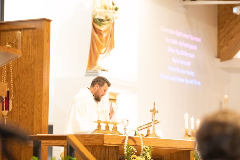 2023-05-13-first-communion-sat-120.jpg