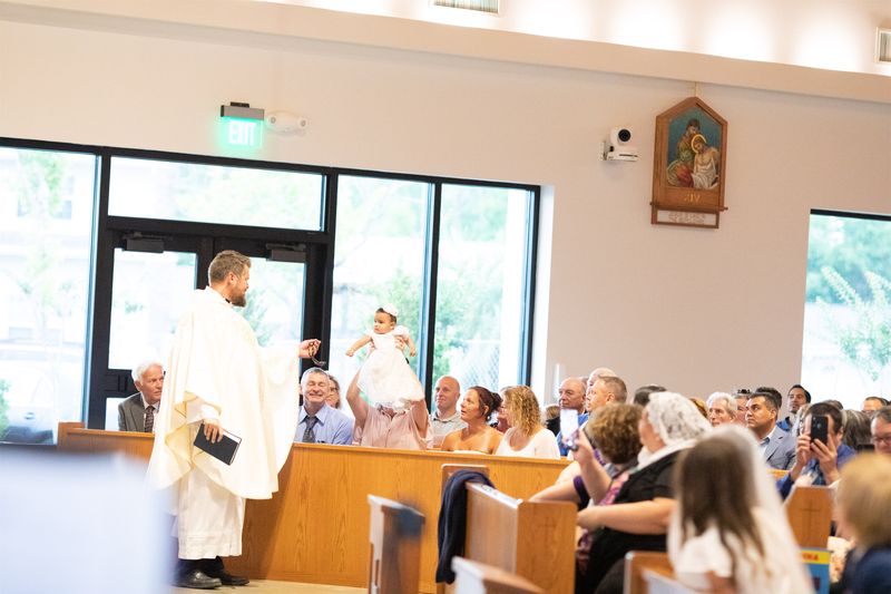 2023-05-13-first-communion-sat-130.jpg