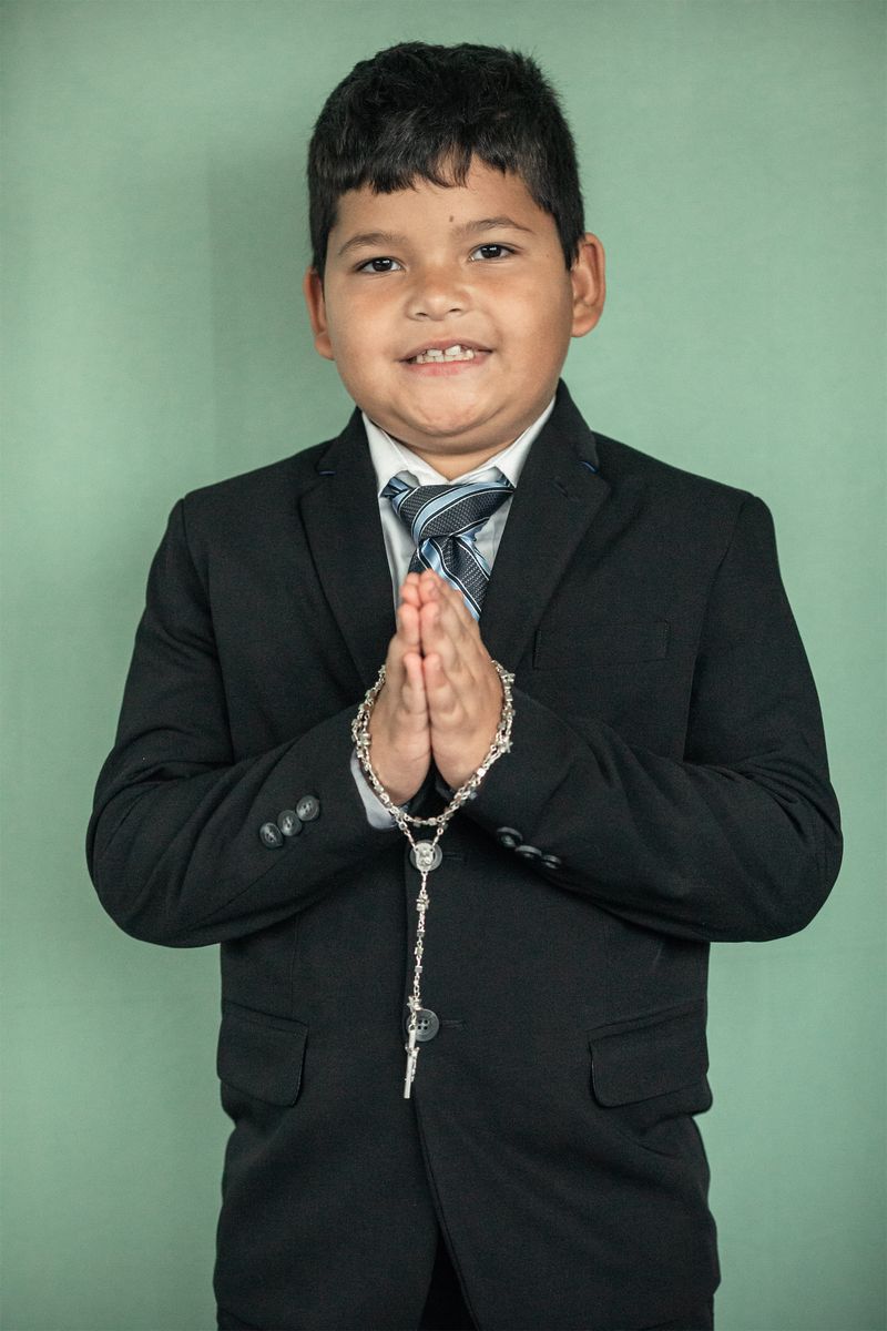 2024-03-09-first-communion-portraits-0009.jpg