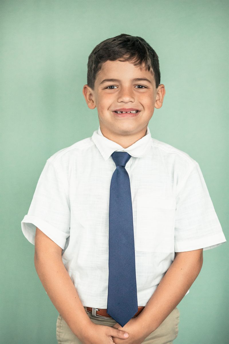 2024-03-09-first-communion-portraits-0015.jpg