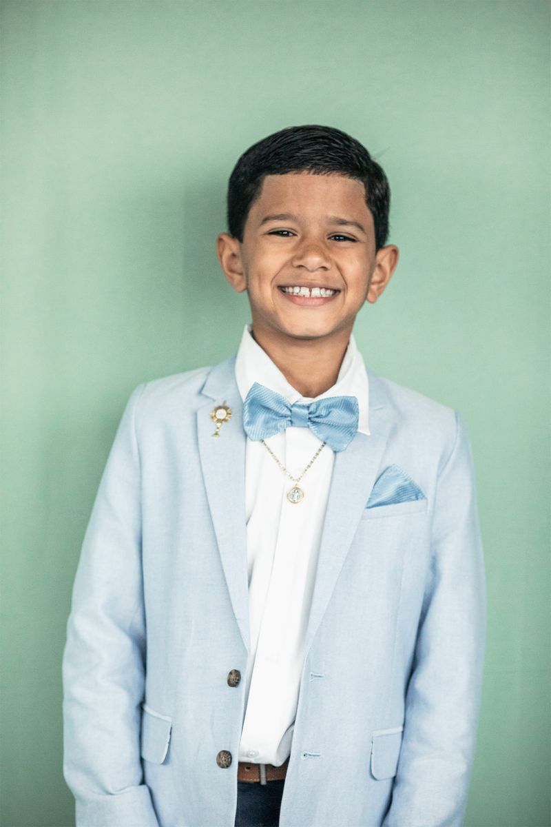 2024-03-09-first-communion-portraits-0017.jpg
