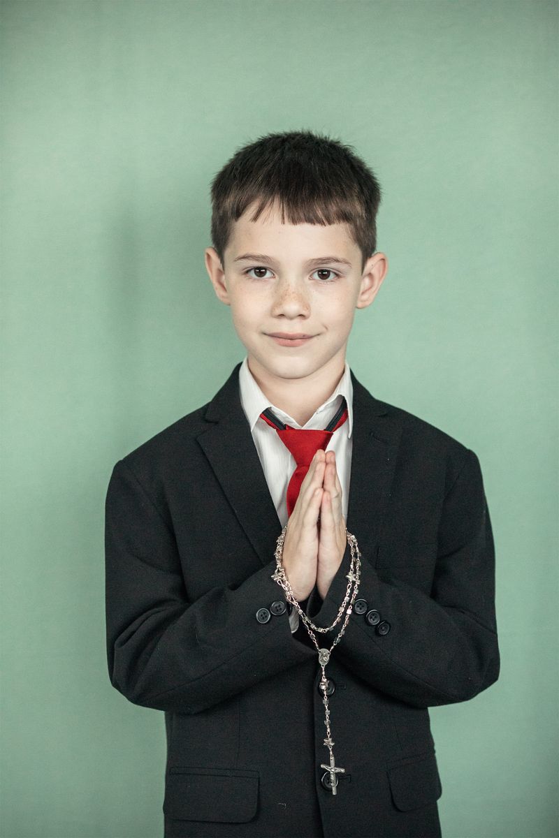 2024-03-09-first-communion-portraits-0022.jpg