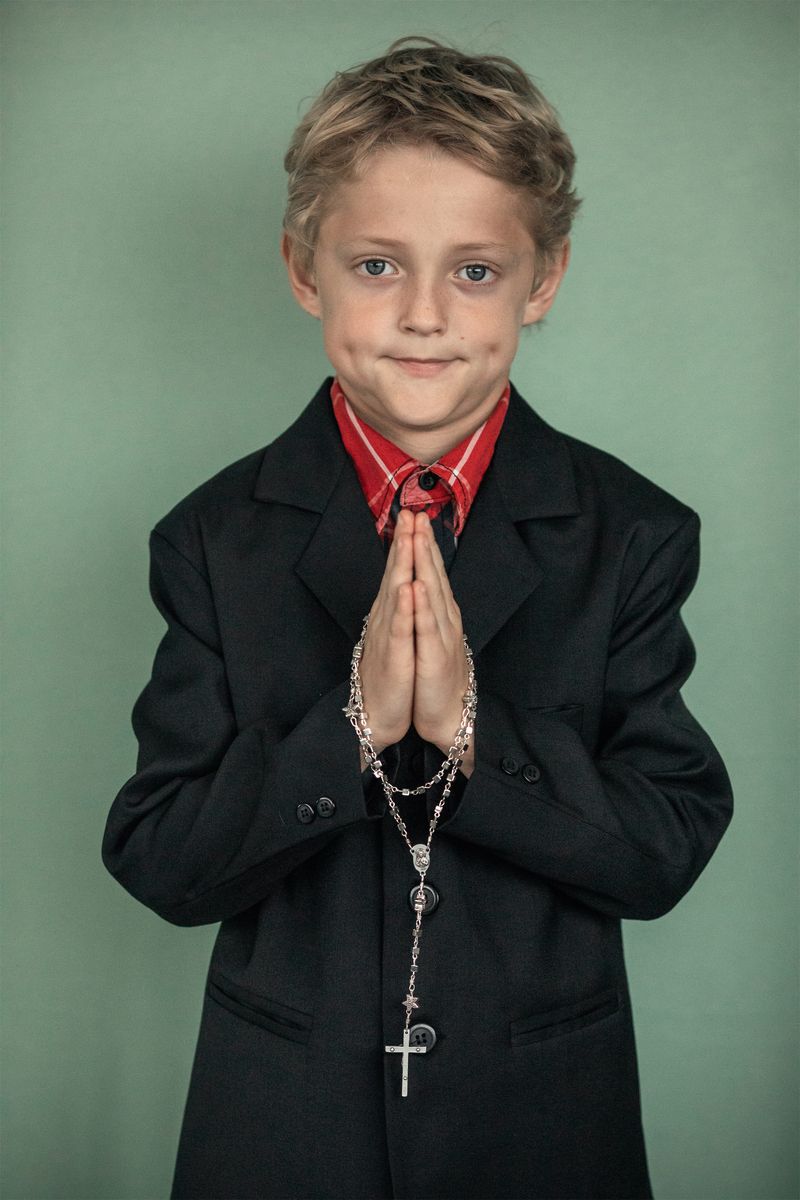 2024-03-09-first-communion-portraits-0033.jpg
