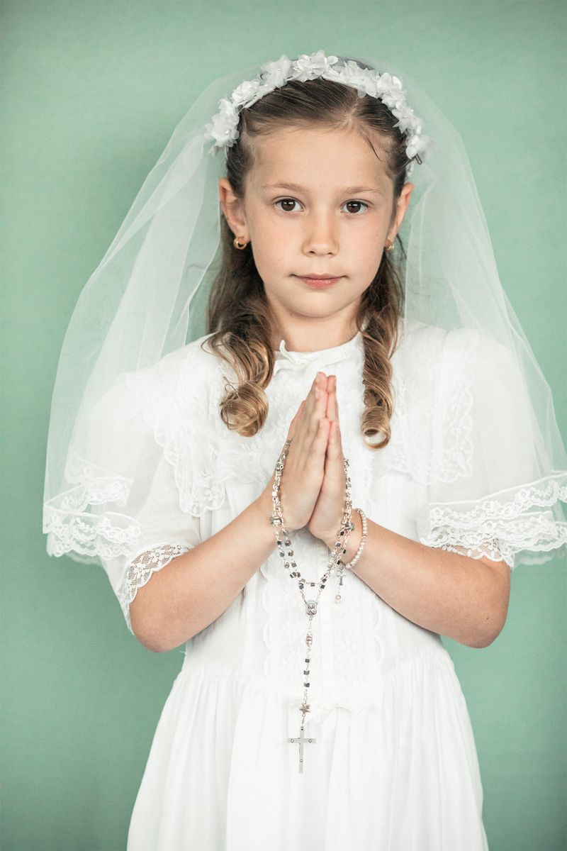 2024-03-09-first-communion-portraits-0035.jpg