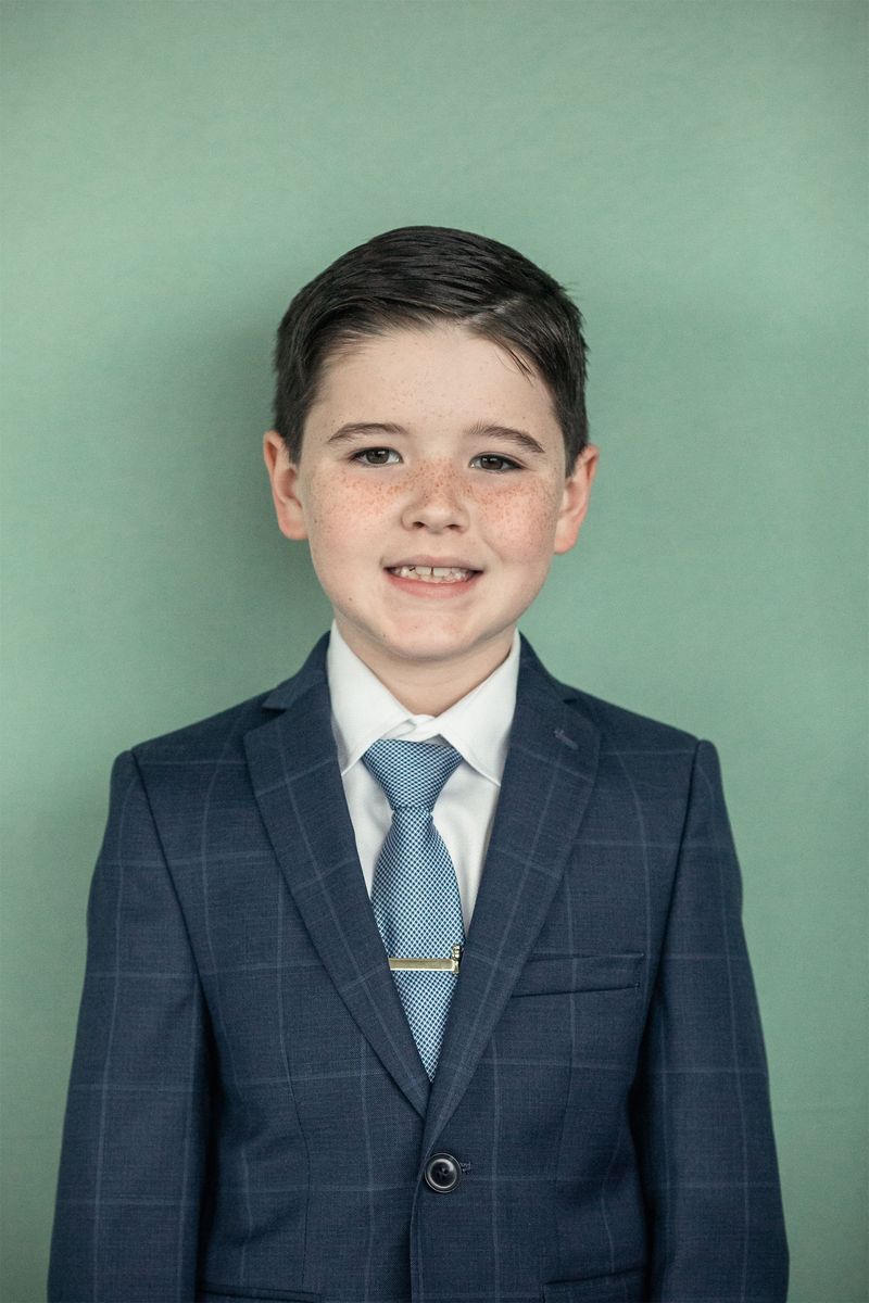 2024-03-09-first-communion-portraits-0043.jpg