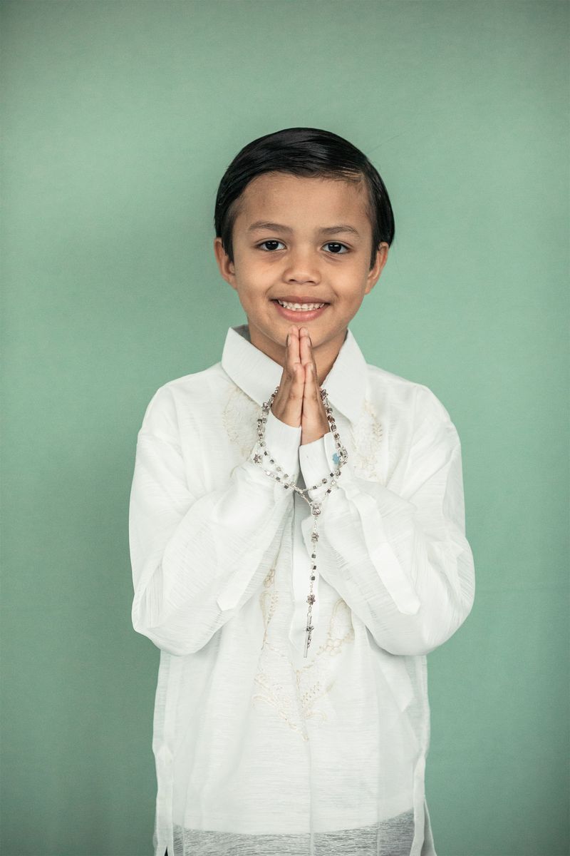 2024-03-09-first-communion-portraits-0044.jpg