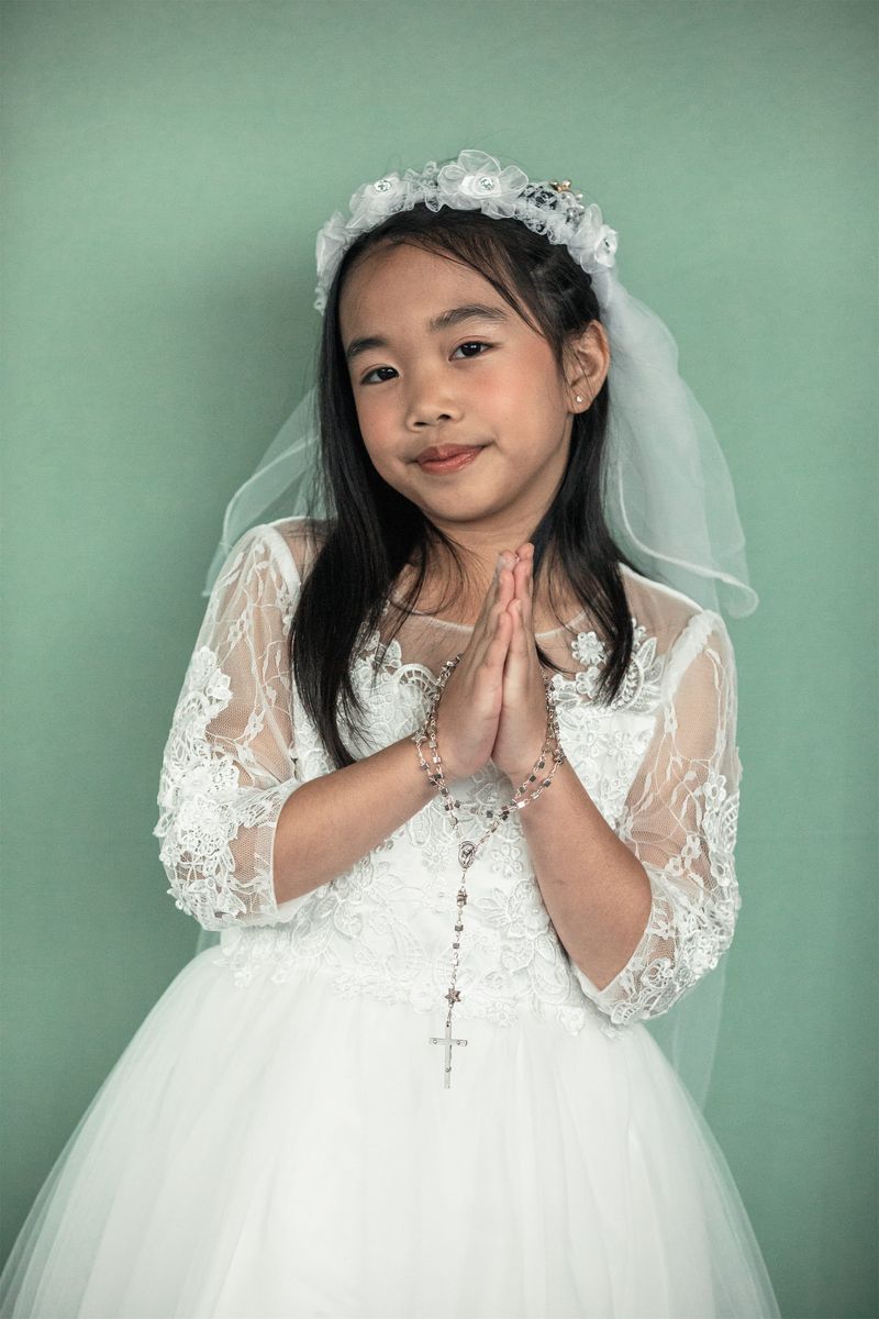 2024-03-09-first-communion-portraits-0048.jpg