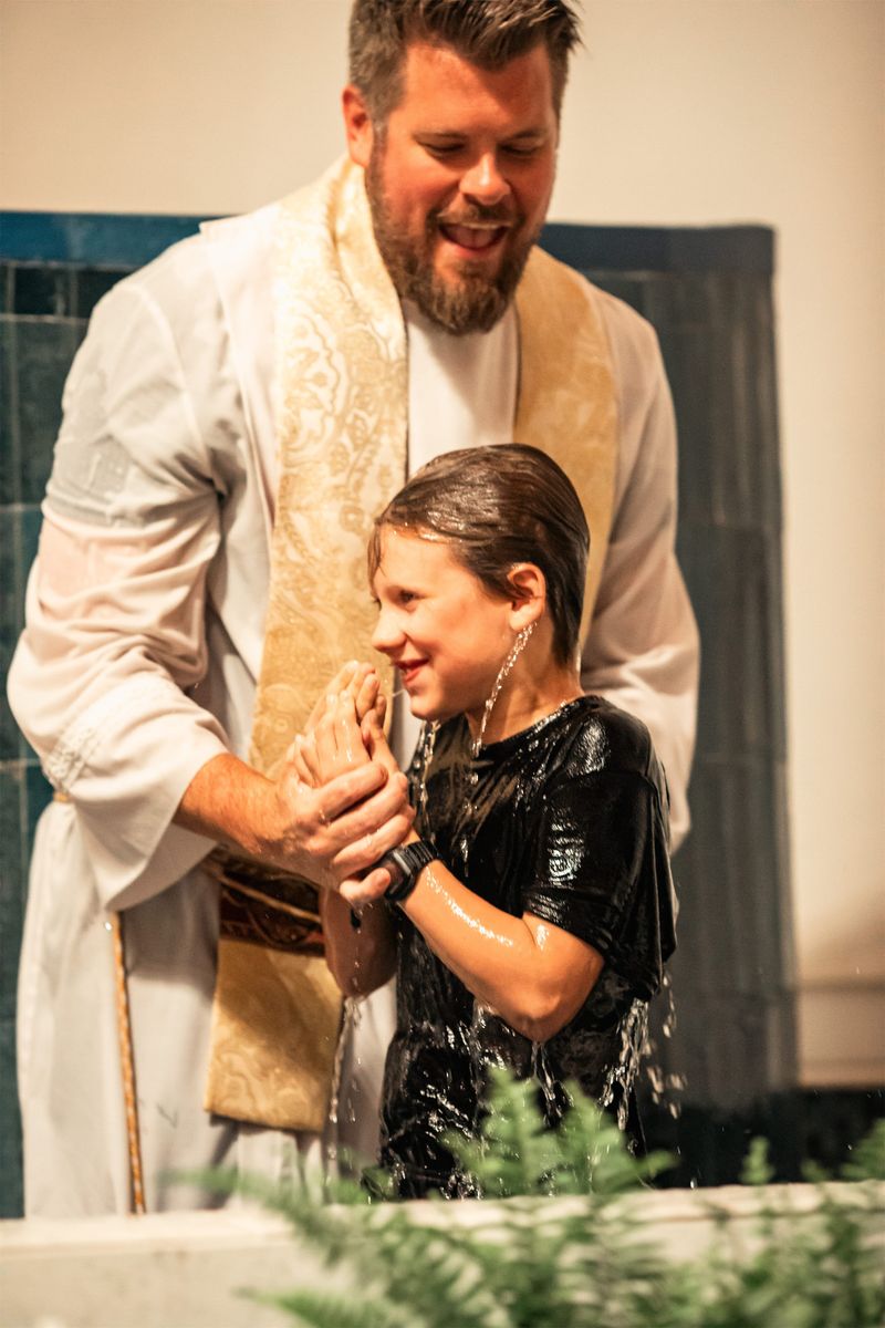 2024-03-30-easter-vigil-0242.jpg