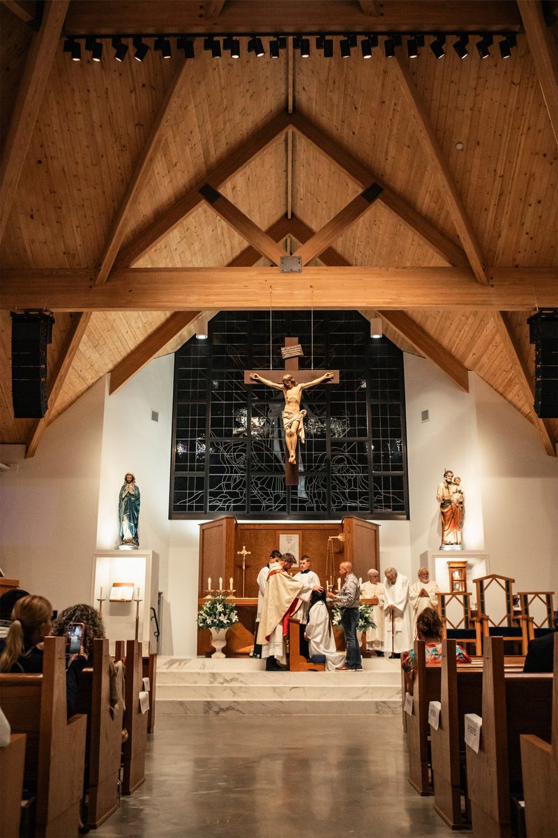 2024-03-30-easter-vigil-0324.jpg