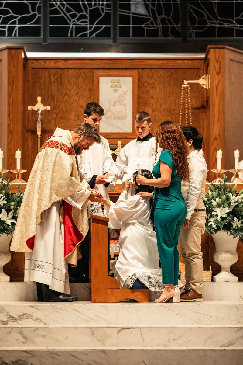 2024-03-30-easter-vigil-0400.jpg