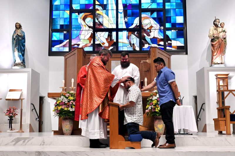 2024-05-18-rite-of-full-communion-0034.jpg