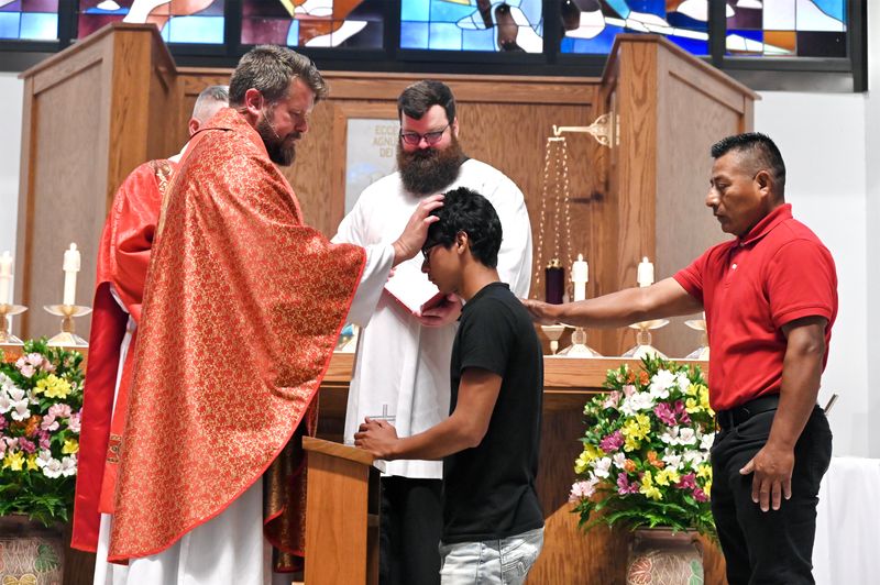 2024-05-18-rite-of-full-communion-0056.jpg