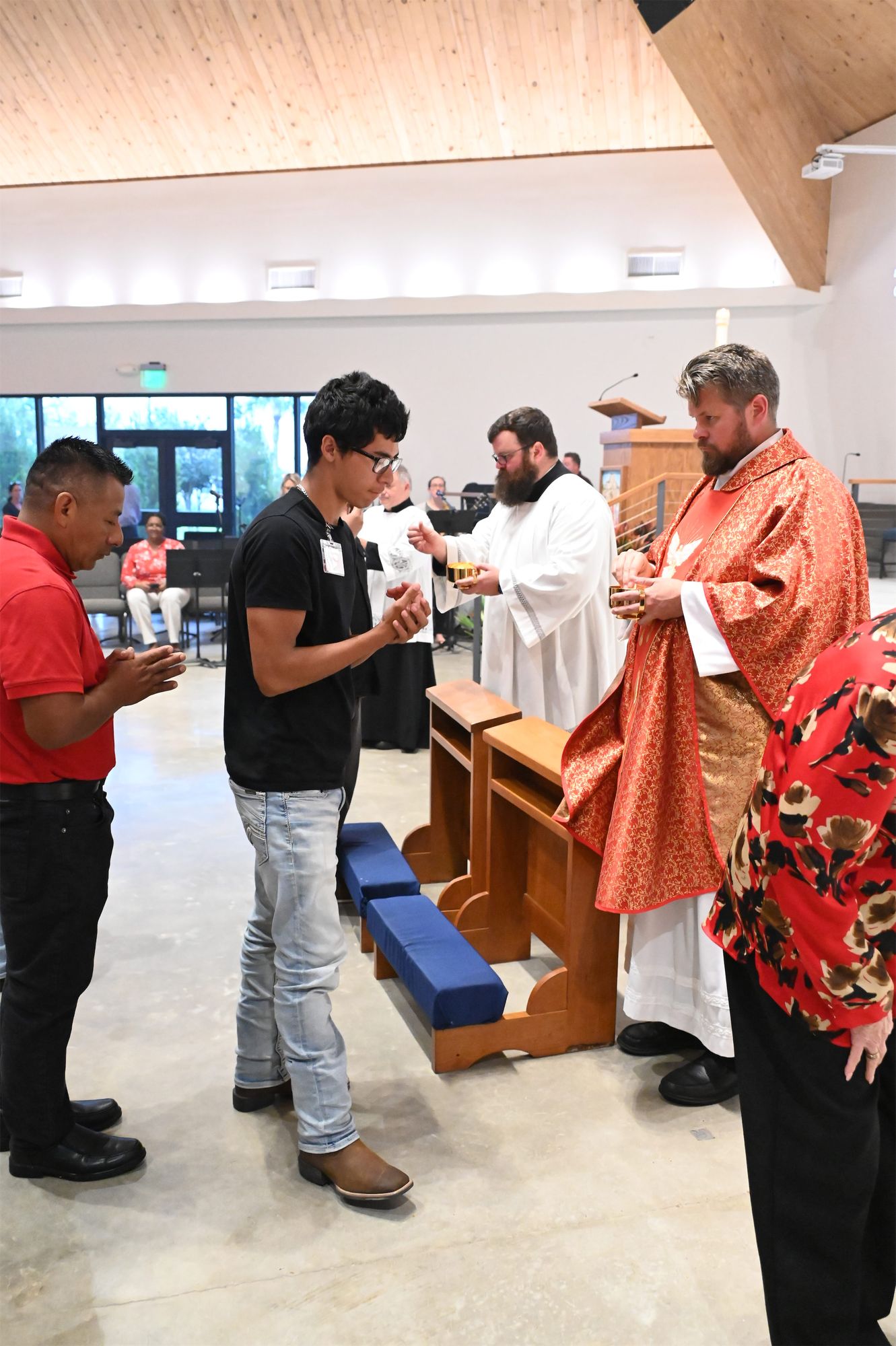 2024-05-18-rite-of-full-communion-0145.jpg