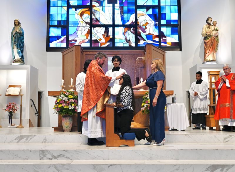 2024-05-19-rite-of-full-communion-spanish-0018.jpg