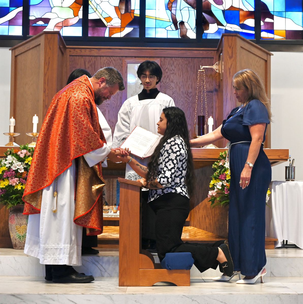 2024-05-19-rite-of-full-communion-spanish-0021.jpg