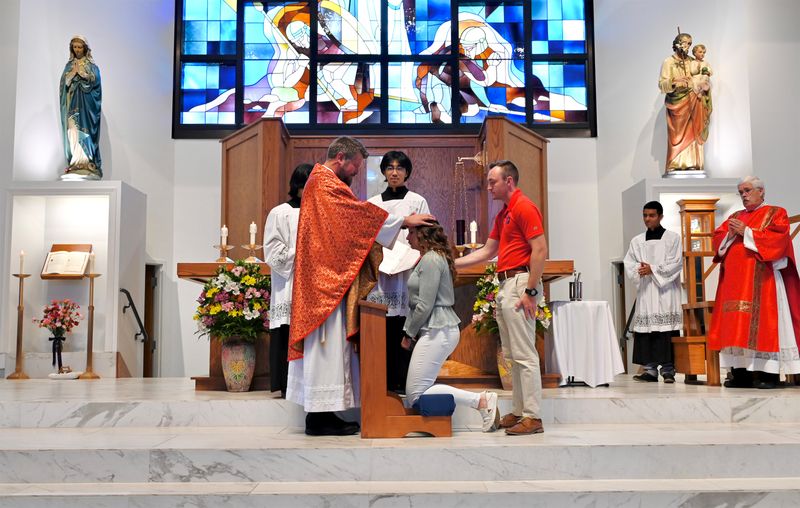 2024-05-19-rite-of-full-communion-spanish-0023.jpg