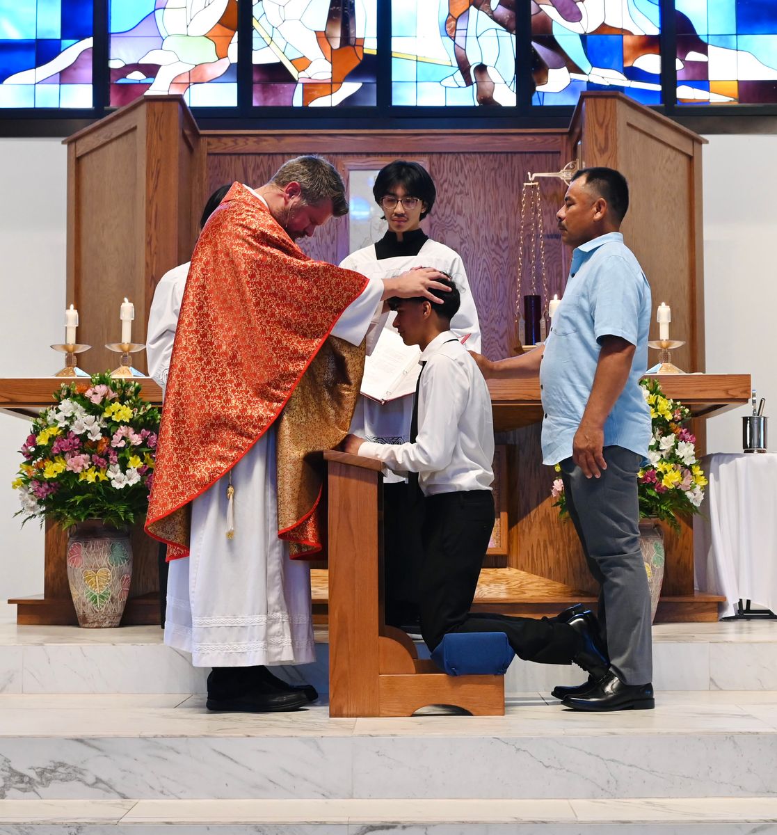 2024-05-19-rite-of-full-communion-spanish-0043.jpg