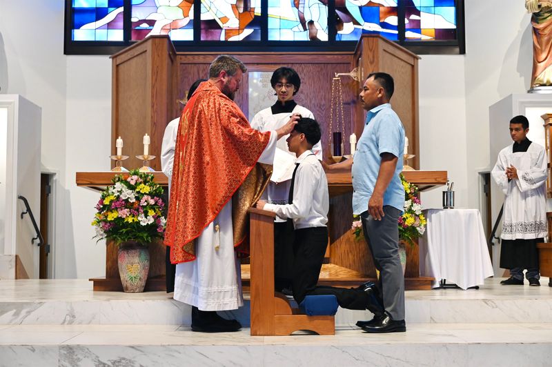 2024-05-19-rite-of-full-communion-spanish-0046.jpg