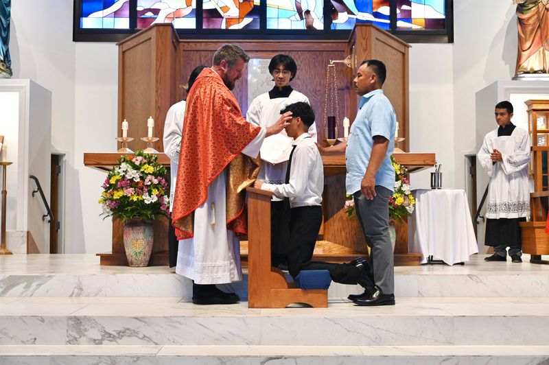 2024-05-19-rite-of-full-communion-spanish-0049.jpg