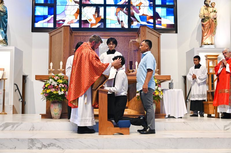 2024-05-19-rite-of-full-communion-spanish-0050.jpg