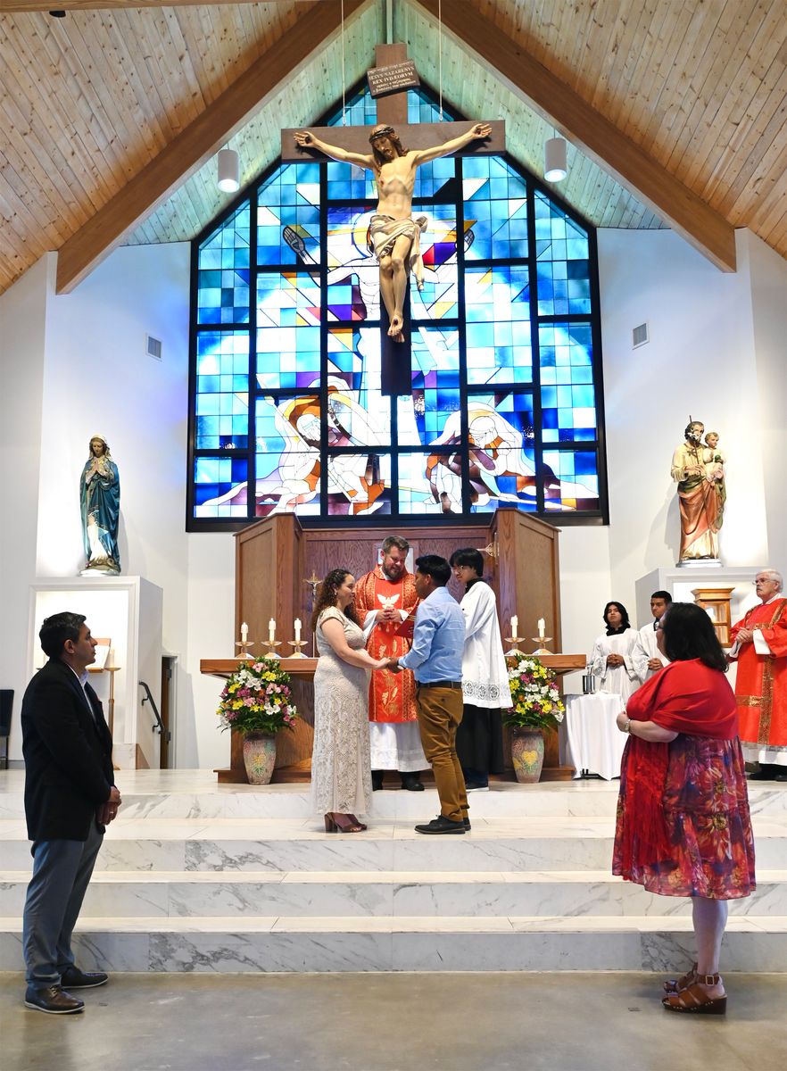 2024-05-19-rite-of-full-communion-spanish-0101.jpg