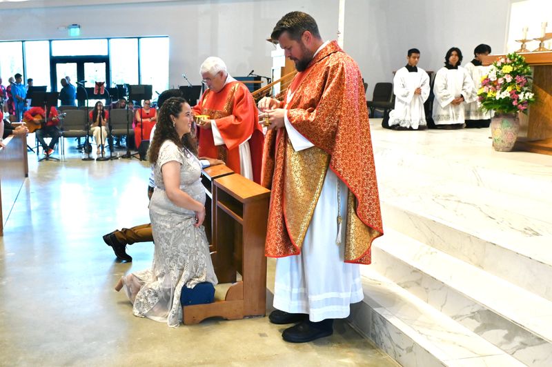 2024-05-19-rite-of-full-communion-spanish-0130.jpg