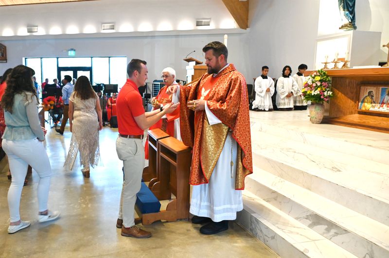 2024-05-19-rite-of-full-communion-spanish-0135.jpg