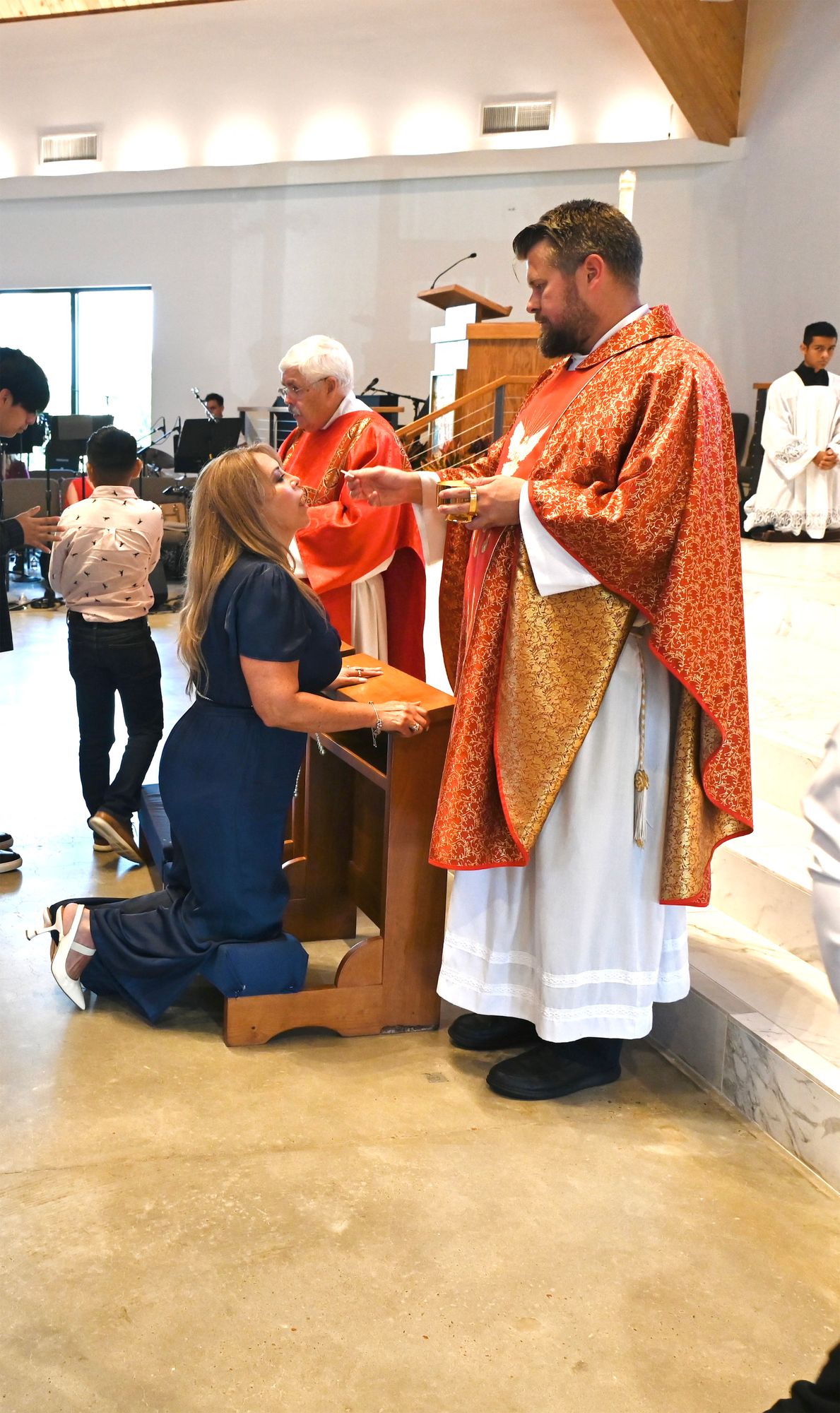 2024-05-19-rite-of-full-communion-spanish-0144.jpg