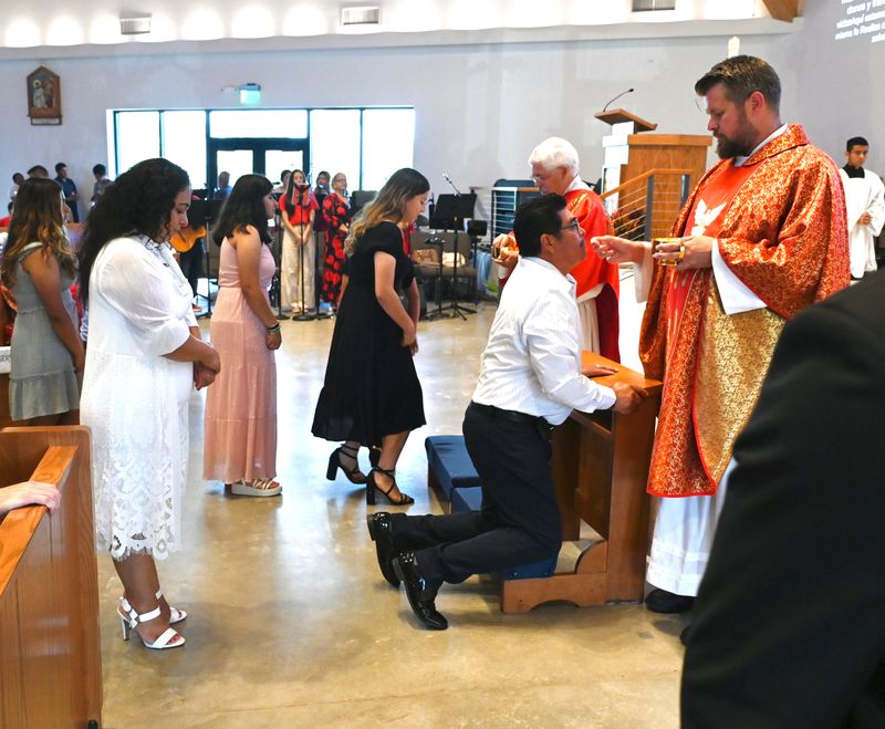 2024-05-19-rite-of-full-communion-spanish-0158.jpg