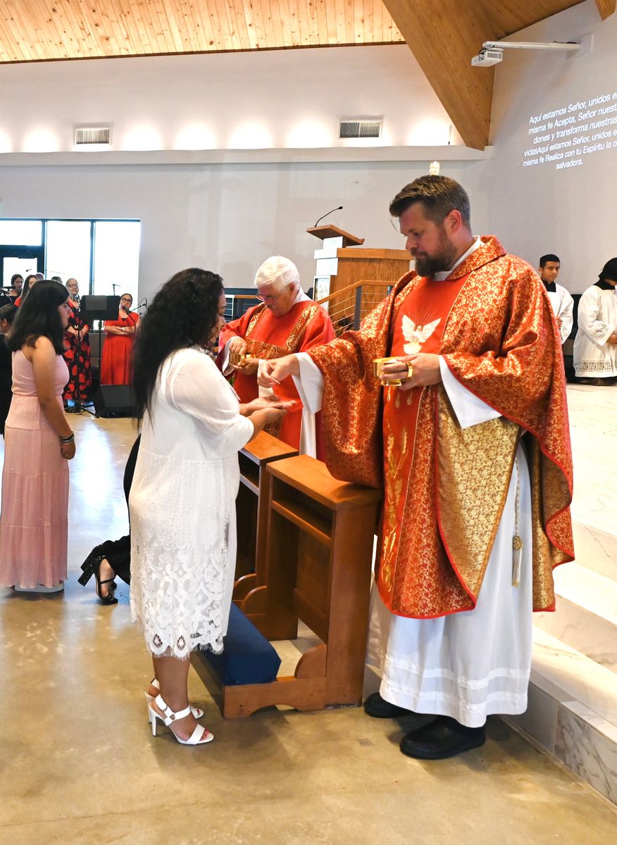 2024-05-19-rite-of-full-communion-spanish-0159.jpg