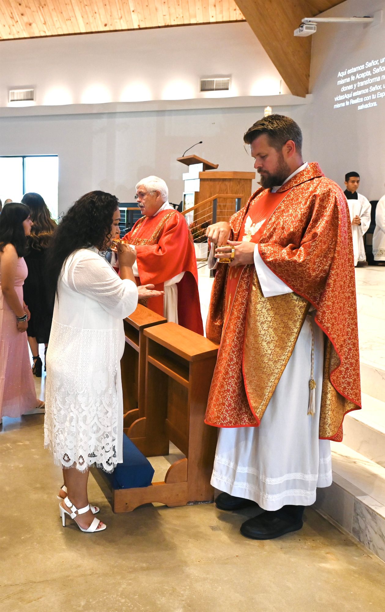 2024-05-19-rite-of-full-communion-spanish-0162.jpg