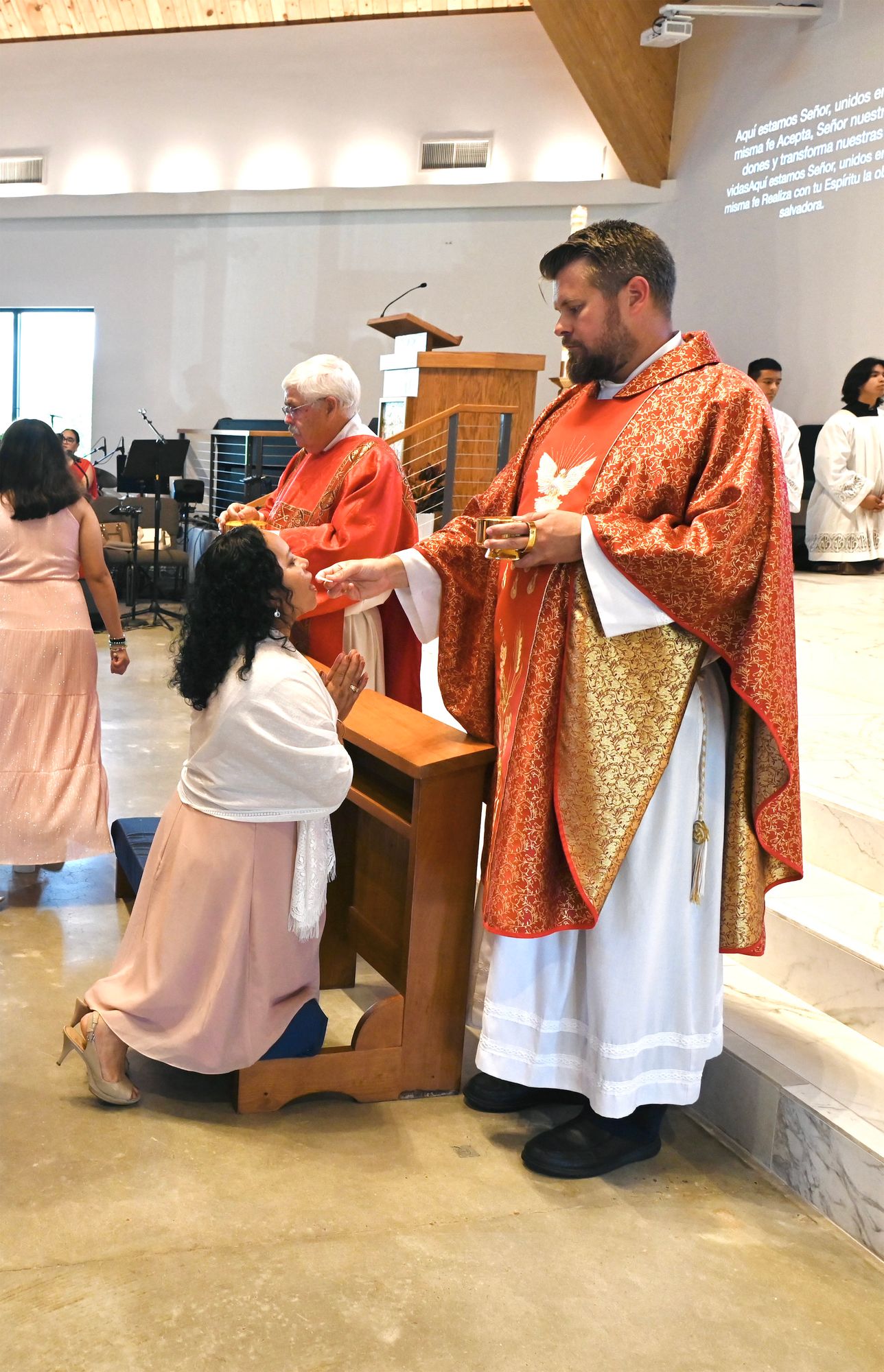 2024-05-19-rite-of-full-communion-spanish-0164.jpg