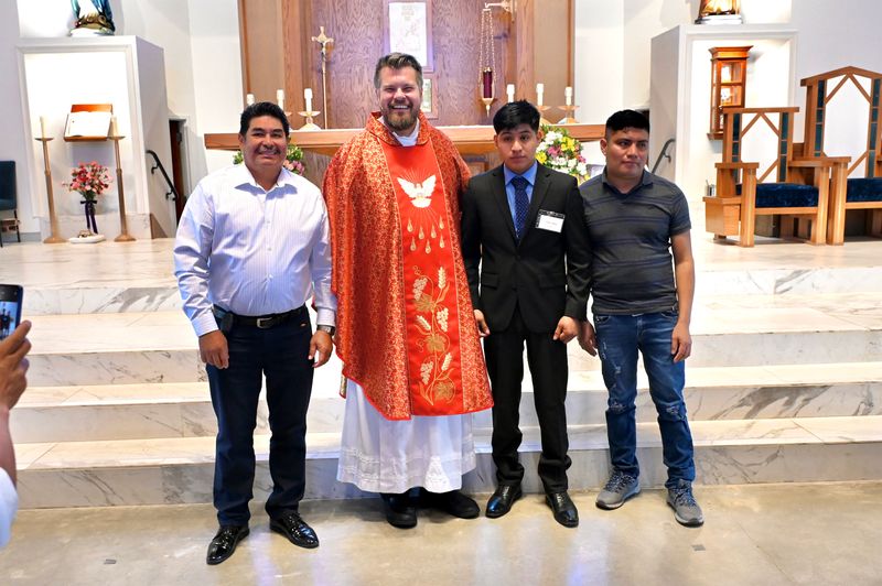 2024-05-19-rite-of-full-communion-spanish-0185.jpg