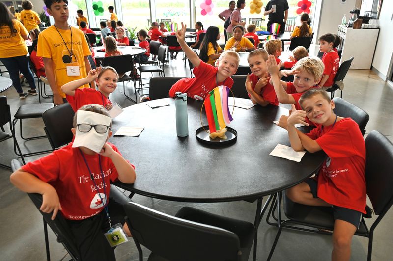 2024-06-20-vbs-thursday-0140.jpg
