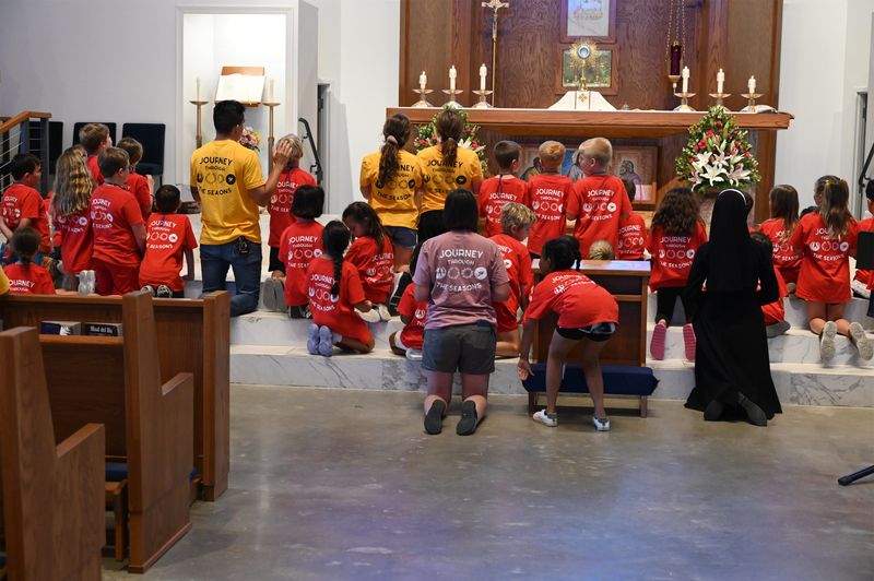 2024-06-21-vbs-friday-0243.jpg
