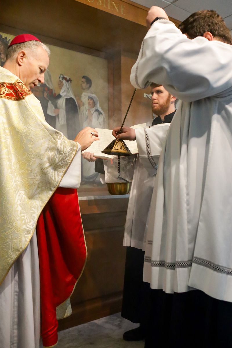2024-11-23-adoration-chapel-dedication-0024.jpg
