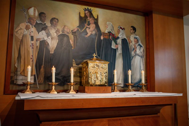 2024-11-23-adoration-chapel-dedication-0044.jpg