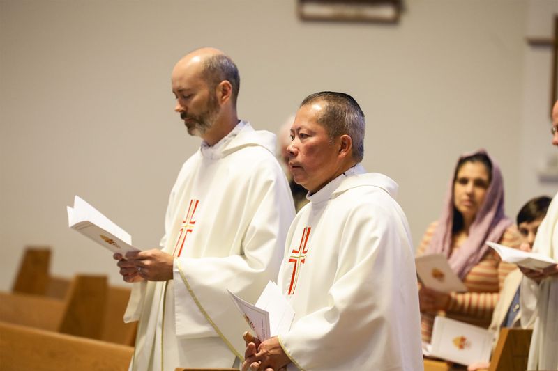 2025-03-08-diaconate-ordination-0018.jpg