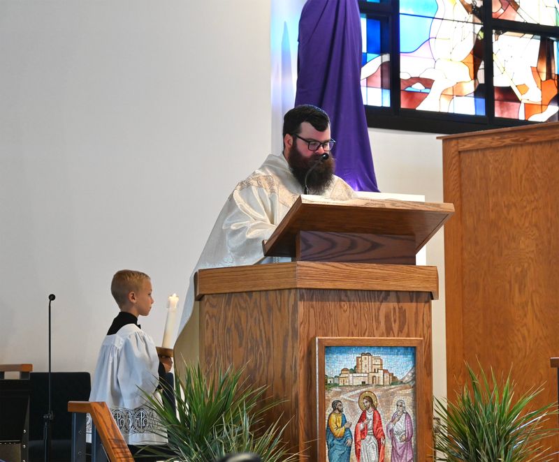 2025-04-05-first-communion-mass-0419.jpg